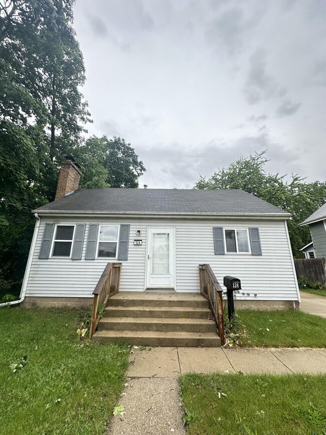 property at 124 Miller St