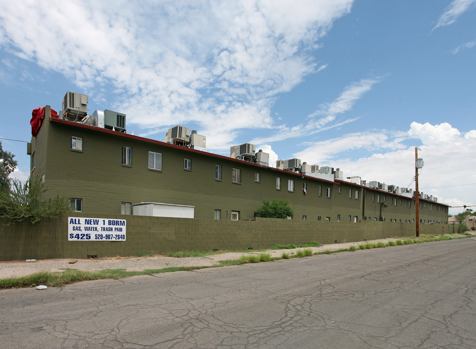 Casa Verde in Tucson, AZ - Building Photo