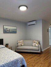 75 Washington Ave in Miami Beach, FL - Building Photo - Building Photo