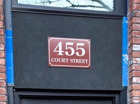 455 Court St NE in Salem, OR - Building Photo