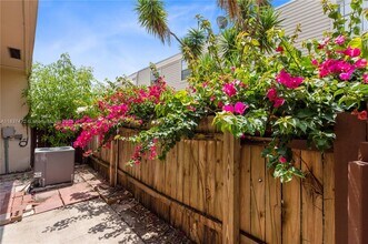 6603 Winfield Blvd in Margate, FL - Building Photo - Building Photo