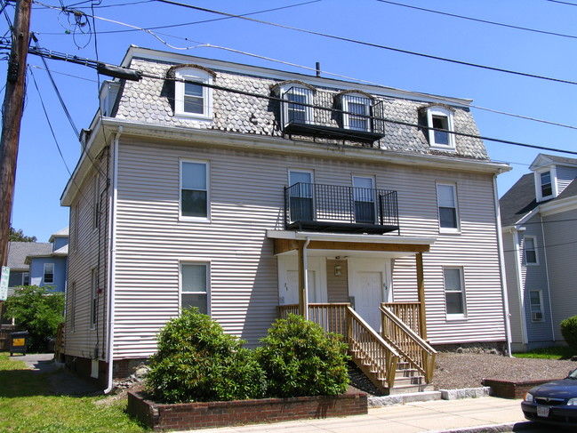 69-71 Cedar St