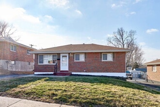 9530 Cote Brilliante Ave in Overland, MO - Building Photo - Building Photo