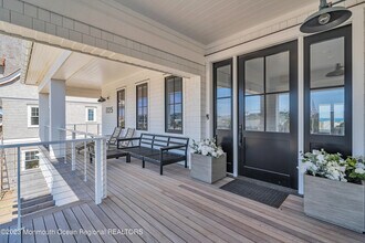 1125 Ocean Ave in Mantoloking, NJ - Building Photo - Building Photo