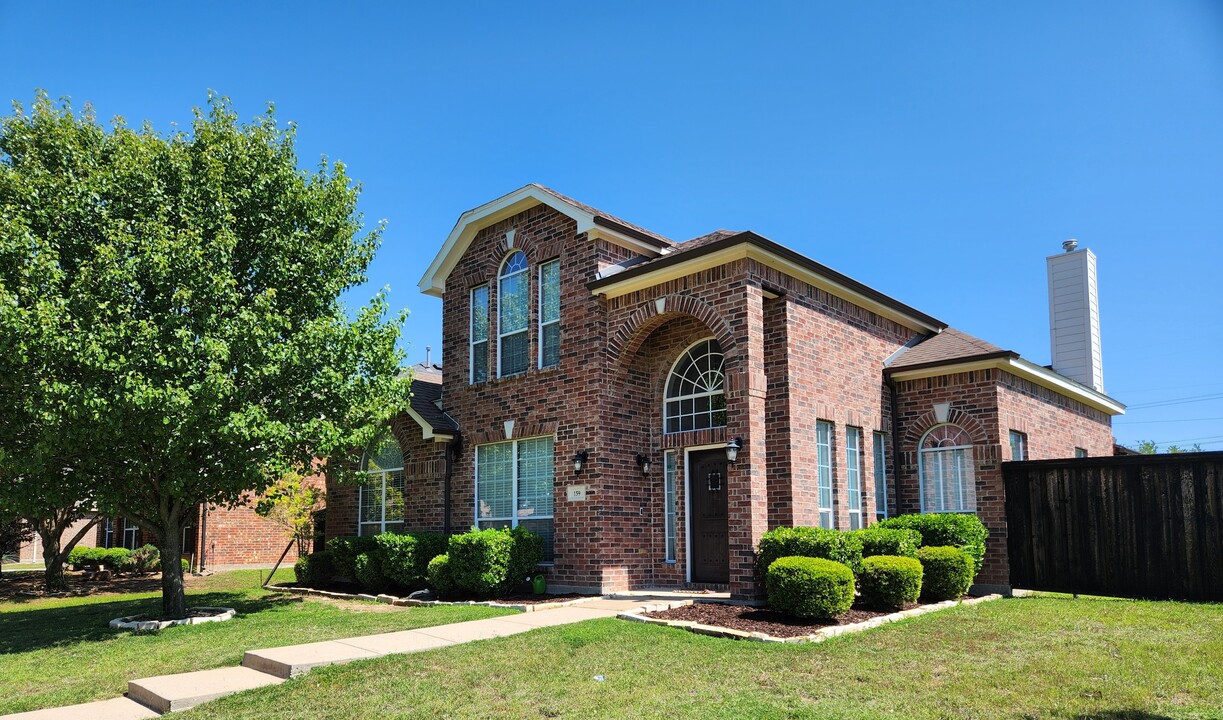 159 Biscayne Dr in Cedar Hill, TX - Building Photo