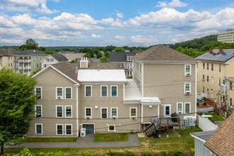 7 Bellevue St in Worcester, MA - Building Photo - Building Photo