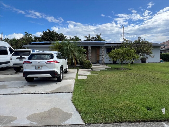 property at 1433 SE 5th Ct