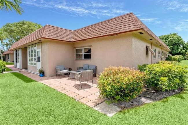 property at 1916 Palmland Dr