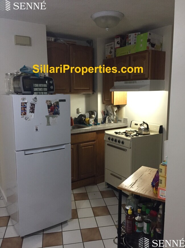 3 Holland St, Unit 4 in Somerville, MA - Building Photo - Building Photo