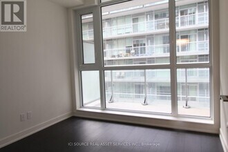 30-430 Nelson St in Toronto, ON - Building Photo - Building Photo