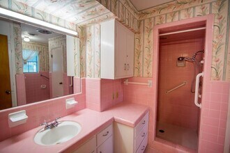 1701 Ave R in Huntsville, TX - Building Photo - Building Photo