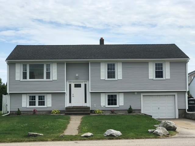property at 28 Davisville Ln