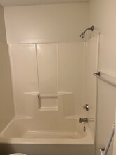 712 Patton Cir in Winterville, NC - Building Photo - Building Photo