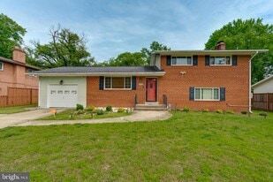 7310 Wessex Dr in Temple Hills, MD - Building Photo