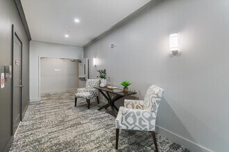 65 Pointe Pl in Dover, NH - Foto de edificio - Building Photo