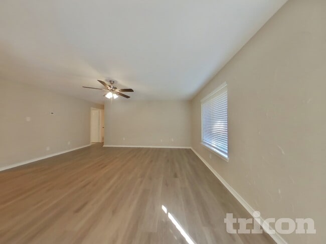 1718 Kingston Dr in Lewisville, TX - Building Photo - Building Photo