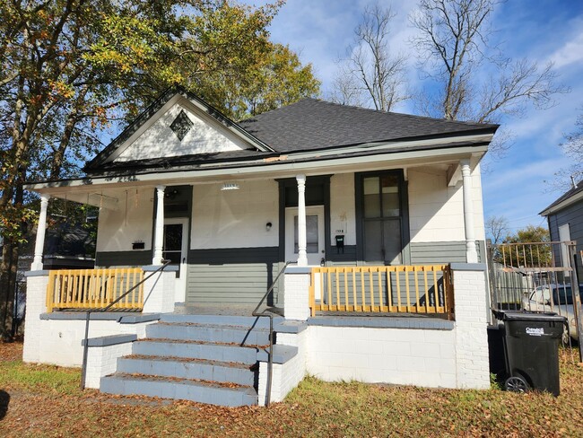 property at 1113 19th St