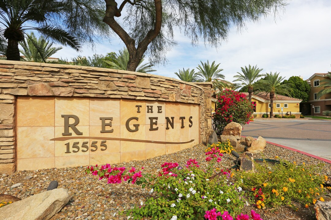 Regents at Scottsdale in Scottsdale, AZ - Foto de edificio