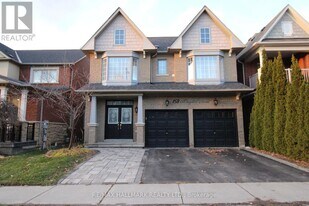 158 Kingshill Rd in Richmond Hill, ON - Building Photo