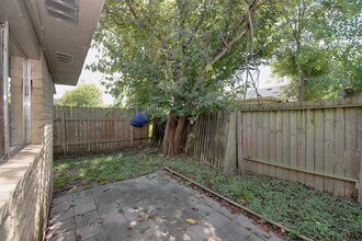 4843 Beechaven St in Houston, TX - Building Photo - Building Photo