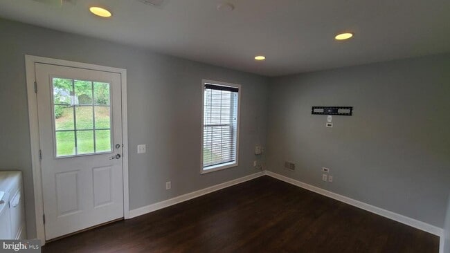 property at 42711 Wilmar Square