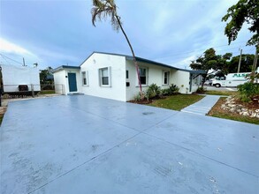 822 N 20th Ave in Hollywood, FL - Building Photo - Building Photo