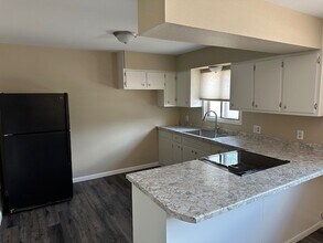 1114 N University Dr in Fargo, ND - Building Photo - Building Photo