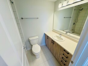 1501 Creekway Private in Ottawa, ON - Building Photo - Building Photo
