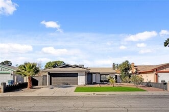 4012 N Mira Ln in Las Vegas, NV - Building Photo - Building Photo