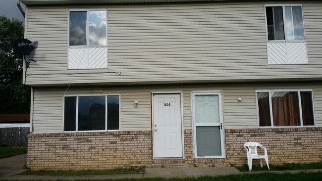 property at 1305 Massachusetts Ave