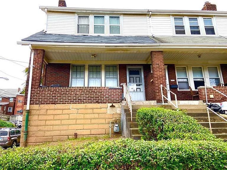 3301 Parkview Ave in Pittsburgh, PA - Building Photo