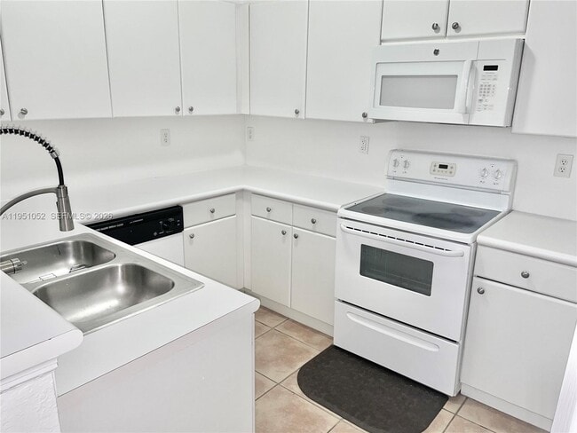 property at 4321 SW 160th Ave