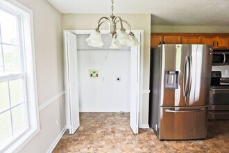 1276 Archwood Dr in Clarksville, TN - Building Photo - Building Photo