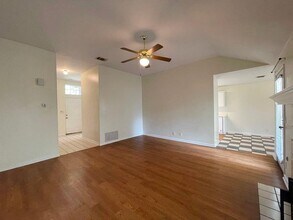 205 Juniper Dr in Georgetown, TX - Building Photo - Building Photo