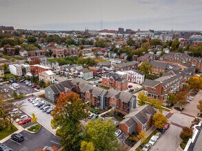 Highland Commons Apartments in Cincinnati, OH - Building Photo - Building Photo