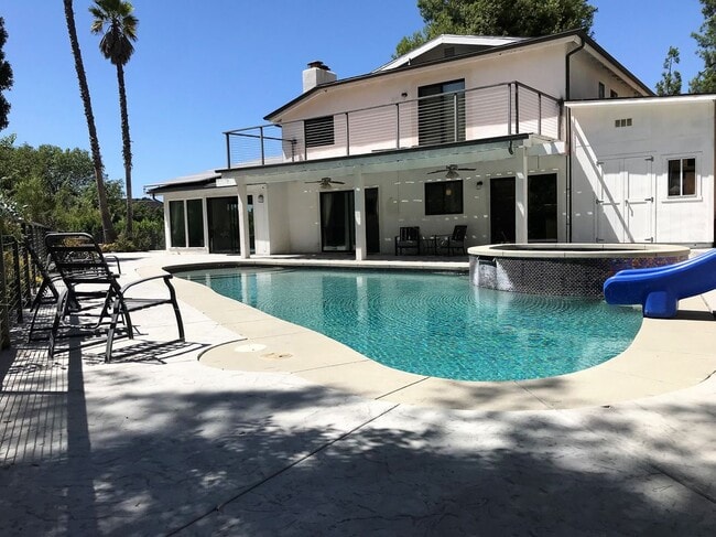 property at 4376 Pampas Rd