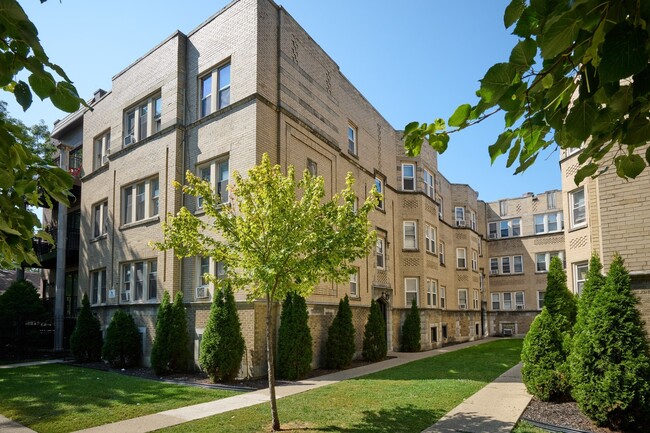 property at 6322 N Albany Ave