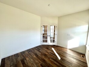 2493 Winding Dr in Longmont, CO - Foto de edificio - Building Photo