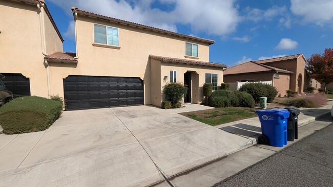 property at 1880 W Roby Ave