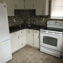 1508 w walnut ave, Unit 2nd floor 3BD Apartments