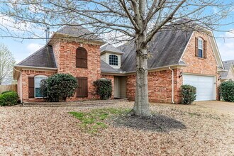 5432 Milton Ridge Dr in Arlington, TN - Building Photo - Building Photo