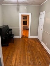 77 Calyer St, Unit #3 in Brooklyn, NY - Foto de edificio - Building Photo