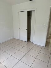 2910 NW 31st St in Miami, FL - Foto de edificio - Building Photo