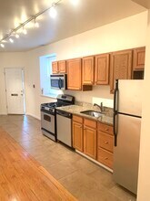 1538 S 9th St, Unit 1 in Philadelphia, PA - Foto de edificio - Building Photo