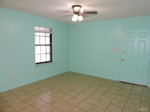 1310 Pinnacle Dr in Pensacola, FL - Building Photo - Building Photo