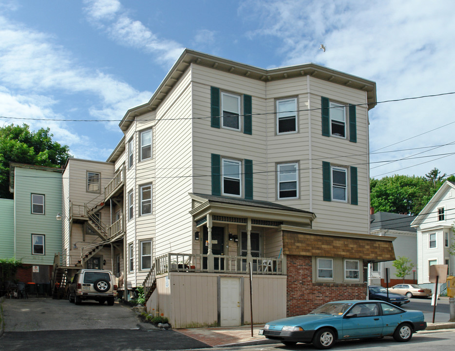 142 Grant St in Portland, ME - Building Photo