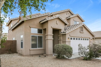 6217 S 20th Glen in Phoenix, AZ - Foto de edificio - Building Photo