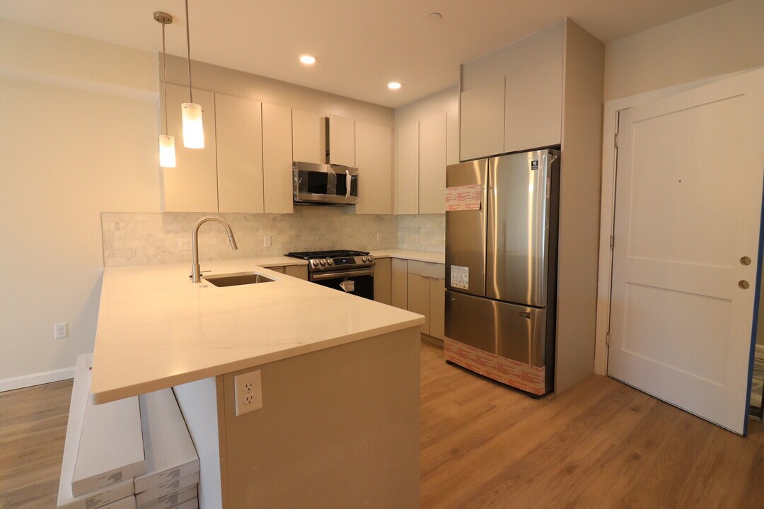 458 Washington St, Unit 308 in Boston, MA - Foto de edificio