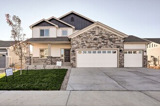 5633 Maher Ave in Loveland, CO - Building Photo - Building Photo