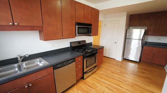 3428 W Parker Ave in Chicago, IL - Building Photo - Building Photo